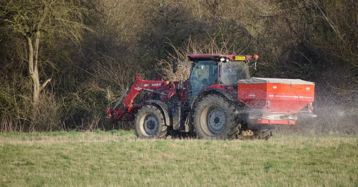 Les 10 accessoires indispensables pour votre matériel tracteur