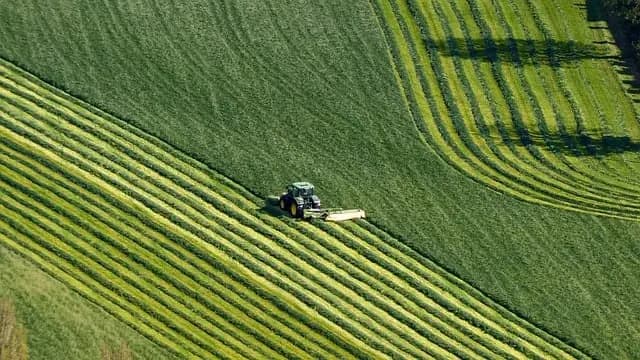 Comment choisir un matériel tracteur pour vos travaux agricoles