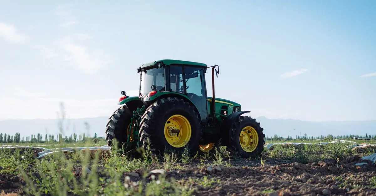 Choisir les bons pneus pour différents types de terrains