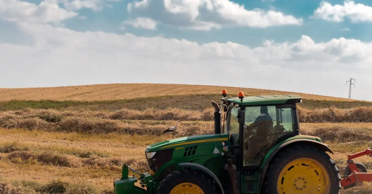 Les critères essentiels pour choisir votre matériel tracteur