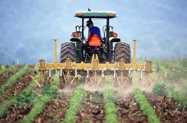 Comment choisir le bon matériel de tracteur pour vos besoins