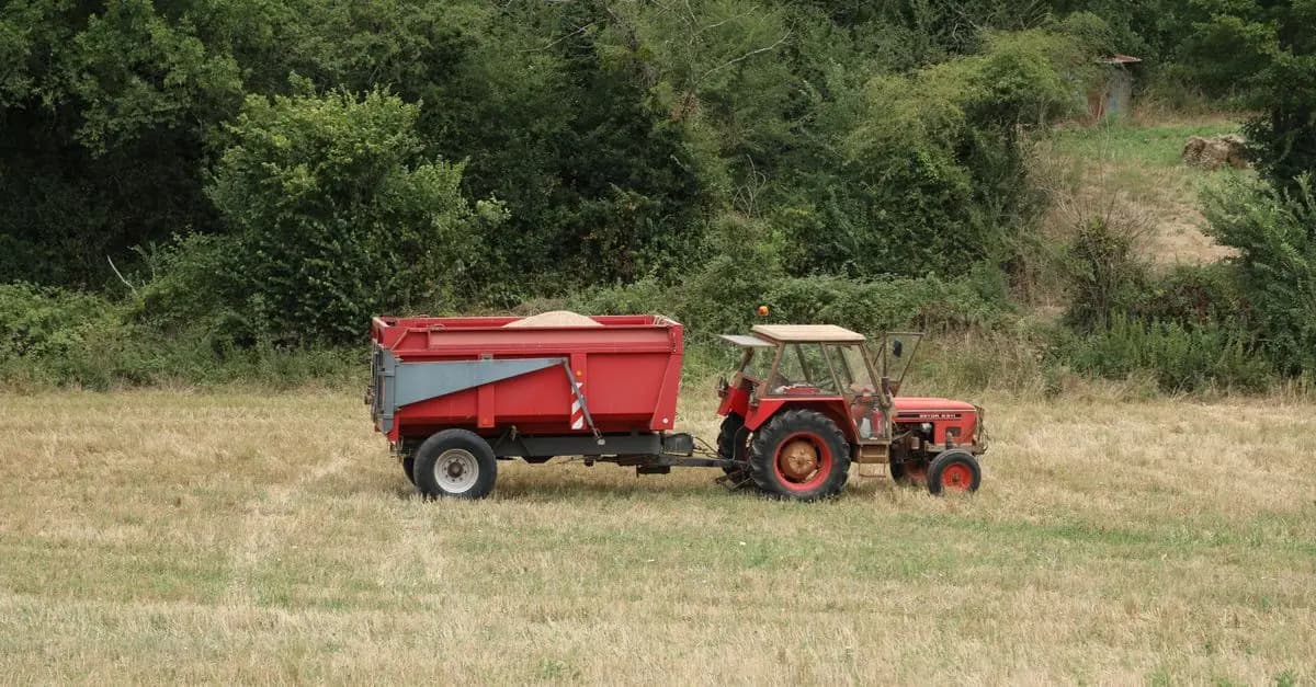 Comment choisir le bon système d'attelage pour votre matériel tracteur