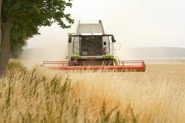 Les équipements indispensables pour maximiser votre tracteur