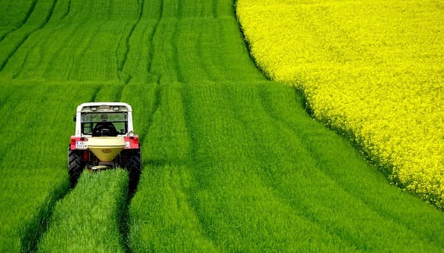 Comment choisir le matériel de tracteur pour votre exploitation